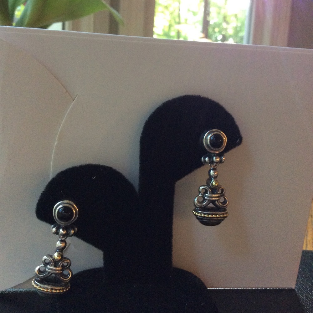 Lagos sterling and 18k gold earring